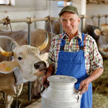 Power cut alerts to cell phone for farmers